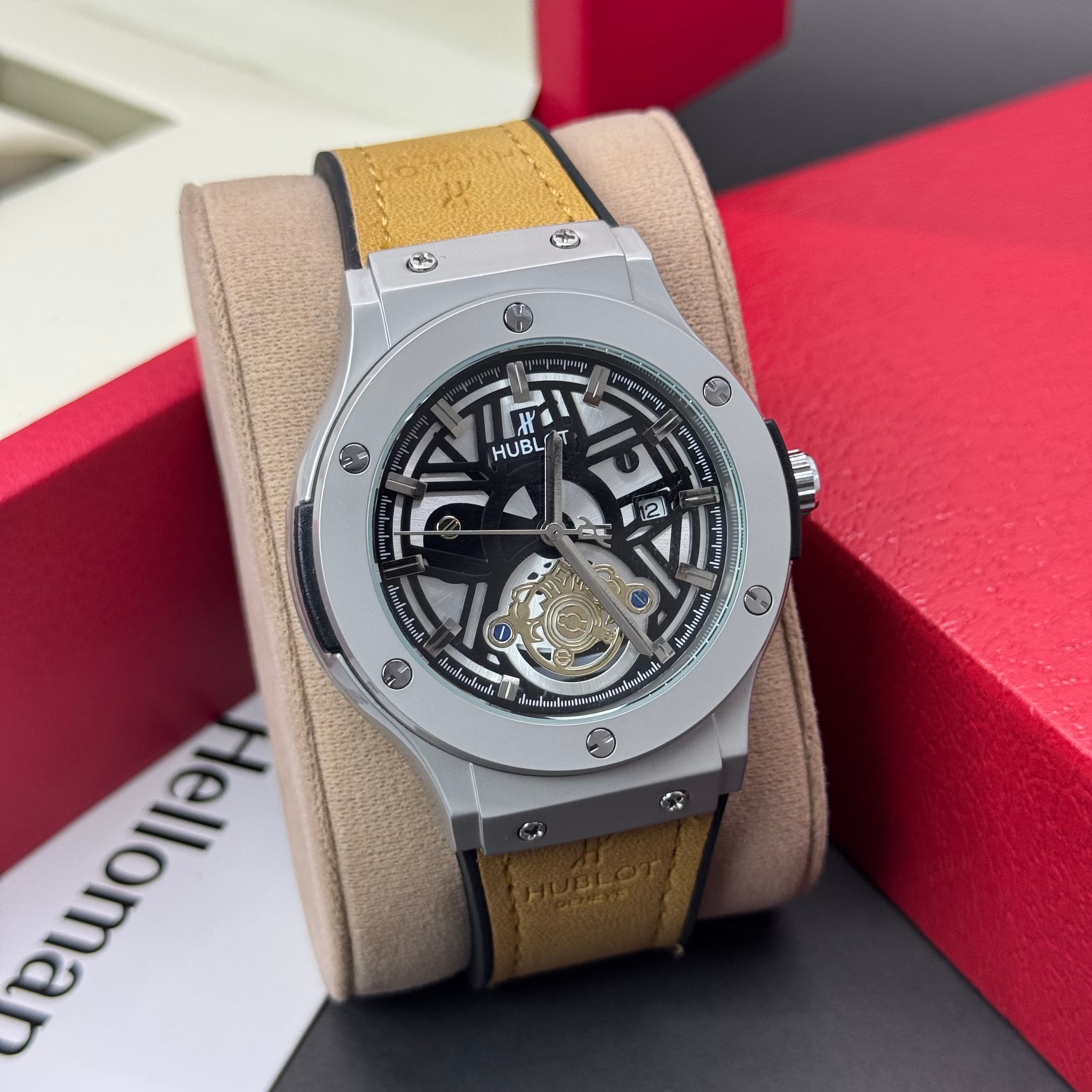 Hublot Quartz Movement Elegant Men’s Watch